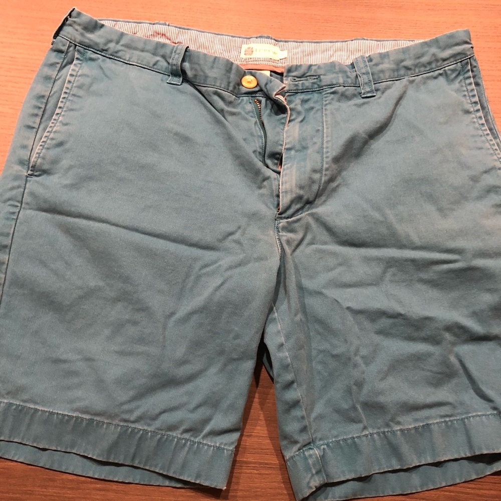 JCrew flat front khaki shorts - size 36
